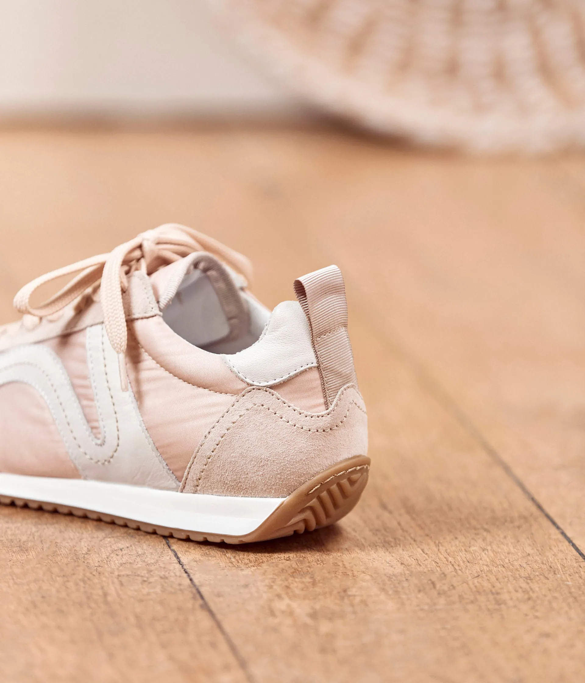 Femme Mellow Yellow Baskets-Baskets beiges Oliver