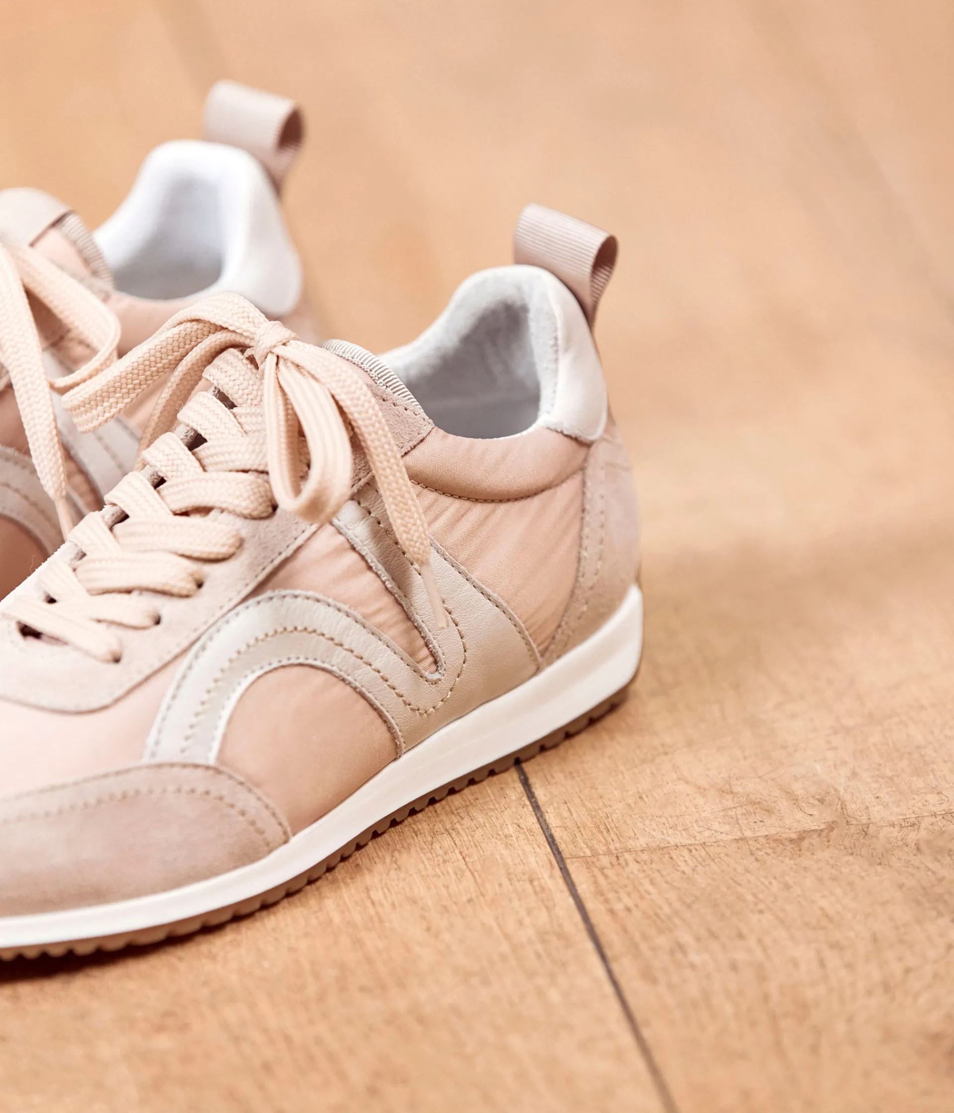 Femme Mellow Yellow Baskets-Baskets beiges Oliver