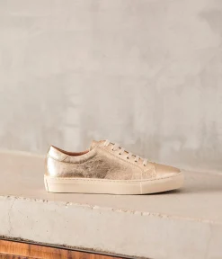 Femme Mellow Yellow Baskets-Baskets or Suzette