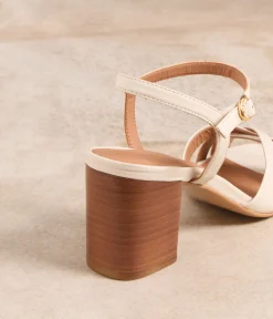 Femme Mellow Yellow Sandales, Mules-Sandales cuir écru Emanuela