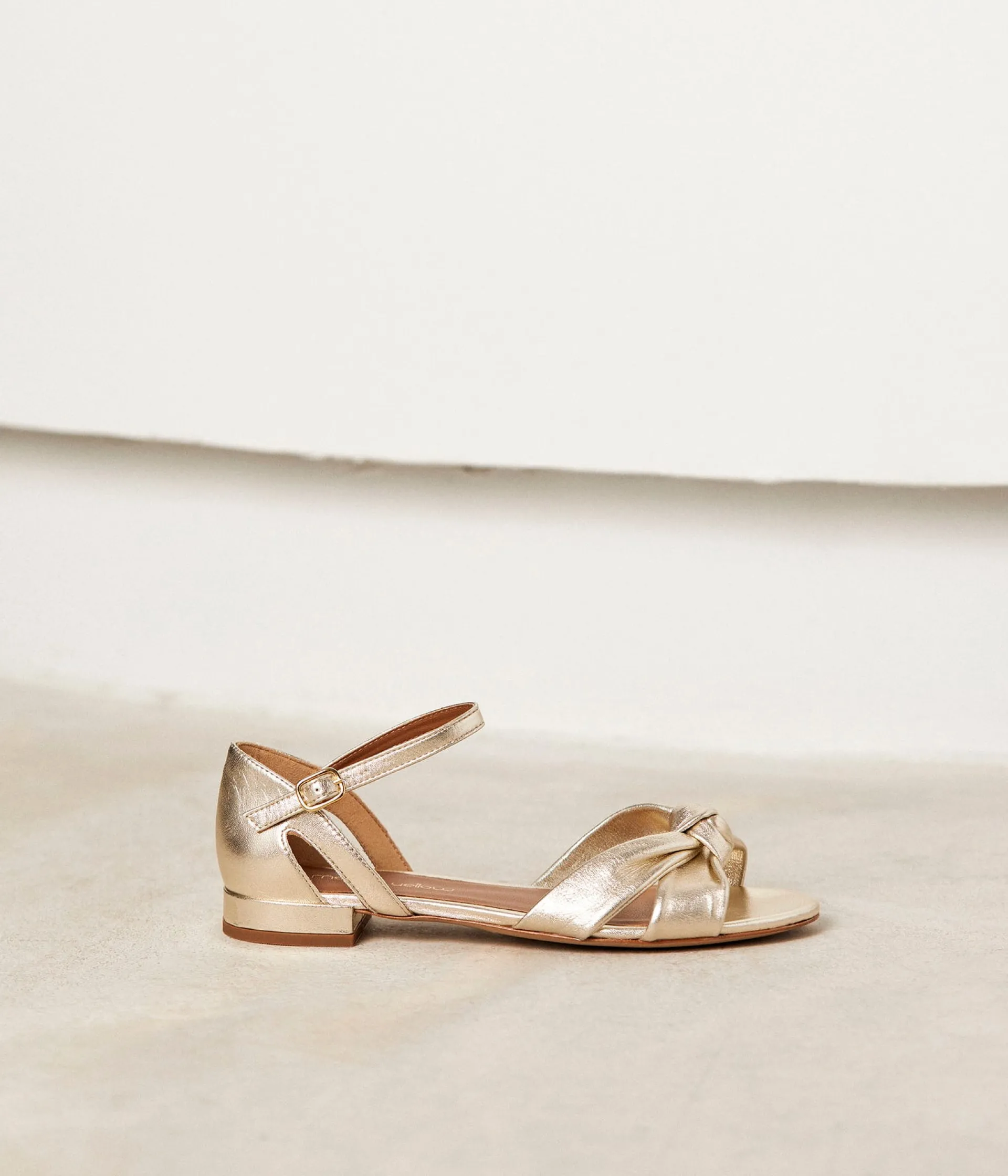 Femme Mellow Yellow Sandales, Mules-Sandales plates dées Bétina