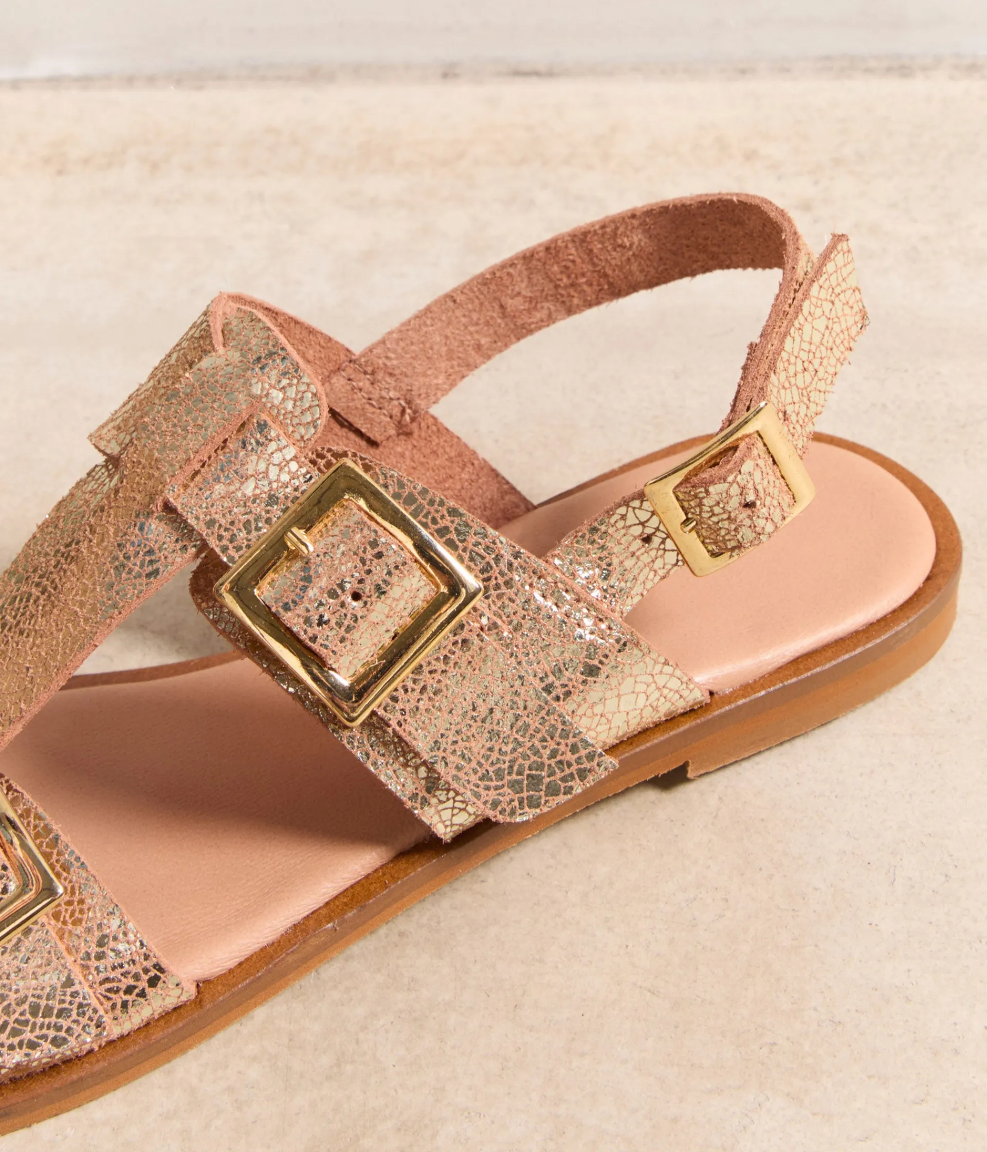 Femme Mellow Yellow Sandales-Sandales plates platine Nikki